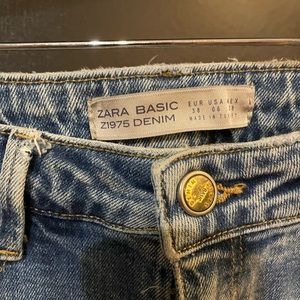 Zara mid/high waisted semi distressed jeans